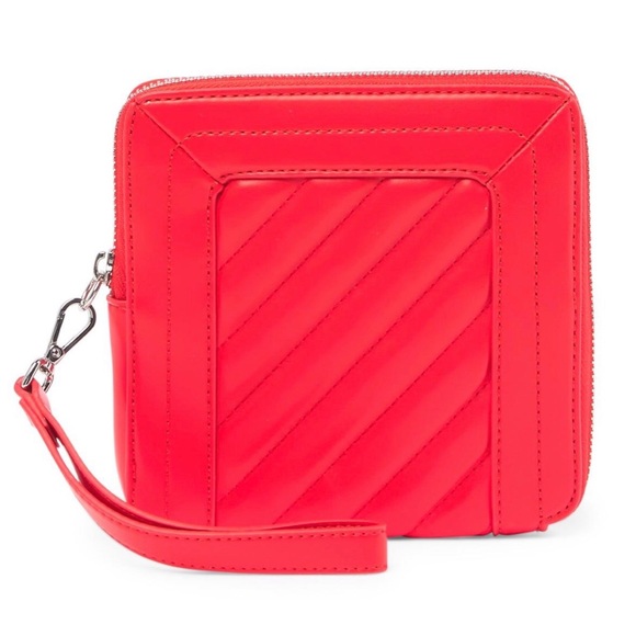 NWT French Connection Hayes Box Wristlet - Picture 2 of 7